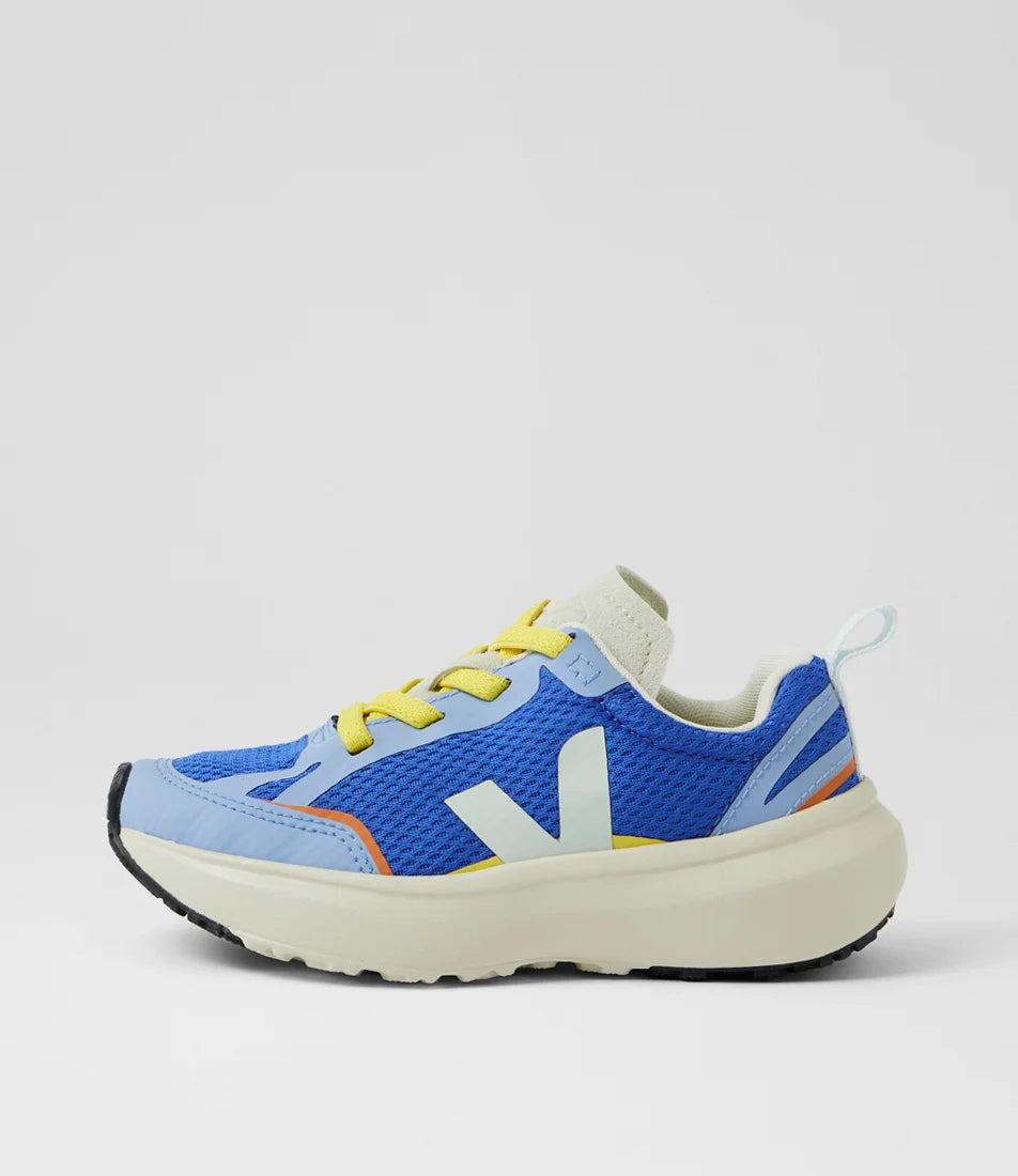 VEJA Canary Light Alveomesh Paros Ice Olympe shoe with white and blue design, featuring breathable mesh upper and sporty style.
