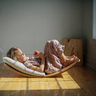 Kinderfeets Kinderboard in natural wood finish, rectangular balance board for kids, with rounded edges and smooth surface.