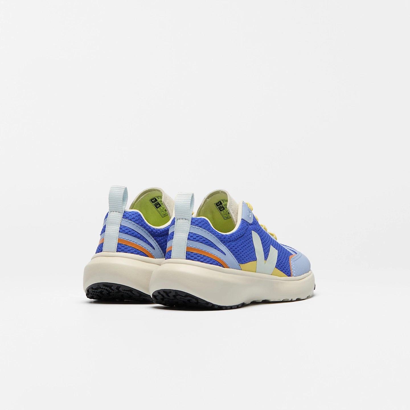 VEJA Canary Light Alveomesh sneakers in Paros Ice Olympe blue, featuring lightweight vegan mesh material and casual design