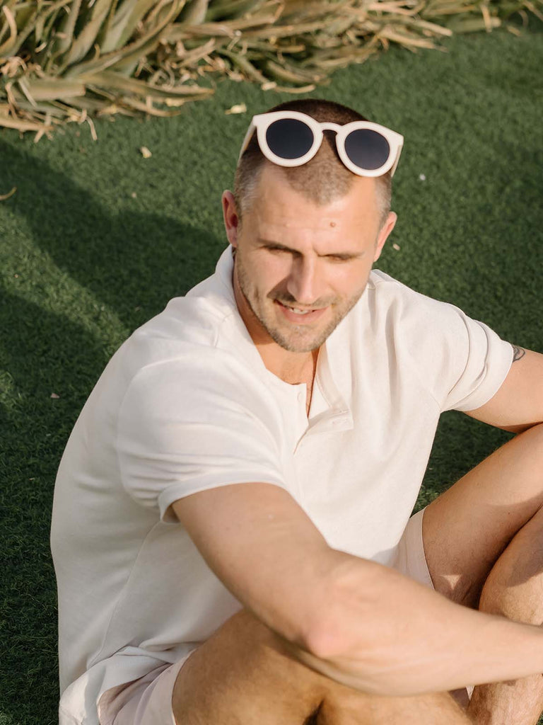 Men's sustainable sunglasses buff